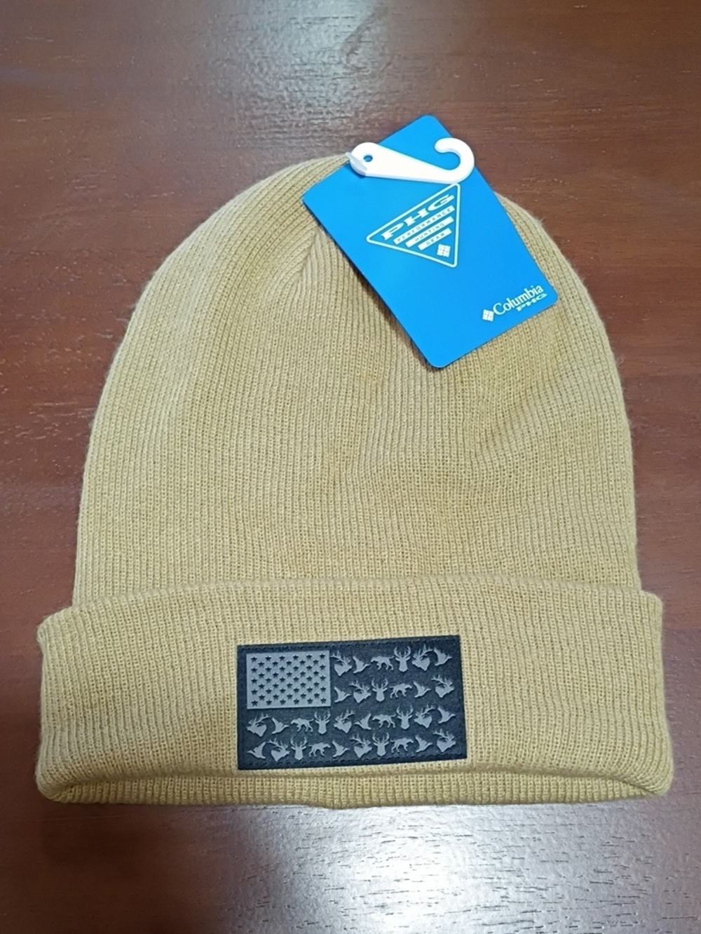 NWT Columbia PHG Game Flag Cuffed Beanie Tan One Size Fits Most Winter Outdoor